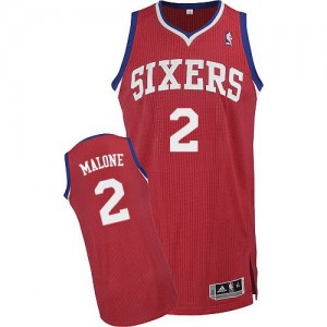 Maillot NBA Rouge Moses Malone #2 Philadelphia 76ers Road Authentic Homme Adidas