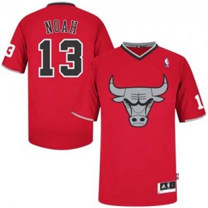 Maillot NBA Rouge Joakim Noah #13 Chicago Bulls 2013 Christmas Day Authentic Homme Adidas