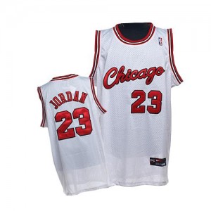 Chicago Bulls #23 Nike Throwback Crabbed Typeface Blanc Authentic Maillot d'équipe de NBA Promotions - Michael Jordan pour Homme