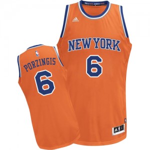 Maillot Adidas Orange Alternate Swingman New York Knicks - Kristaps Porzingis #6 - Homme