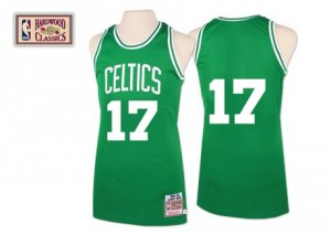 Maillot NBA Vert John Havlicek #17 Boston Celtics Throwback Swingman Homme Mitchell and Ness