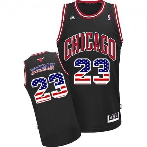 Maillot NBA Noir Michael Jordan #23 Chicago Bulls USA Flag Fashion Swingman Homme Adidas