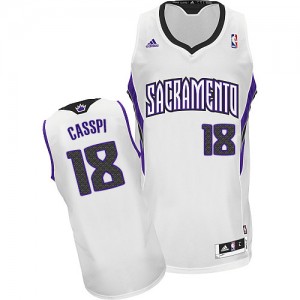 Sacramento Kings #18 Adidas Home Blanc Swingman Maillot d'équipe de NBA Peu co?teux - Omri Casspi pour Homme