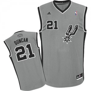 Maillot NBA San Antonio Spurs #21 Tim Duncan Gris argenté Adidas Swingman Alternate - Enfants