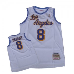 Los Angeles Lakers Mitchell and Ness Kobe Bryant #8 Throwback Swingman Maillot d'équipe de NBA - Blanc pour Homme