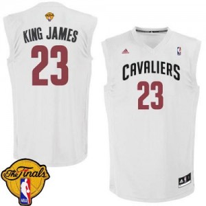Cleveland Cavaliers #23 Adidas King James 2015 The Finals Patch Blanc Swingman Maillot d'équipe de NBA Soldes discount - LeBron James pour Homme