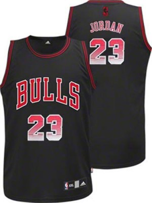 Maillot NBA Chicago Bulls #23 Michael Jordan Noir Adidas Authentic Vibe - Homme
