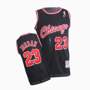 Maillot NBA Noir Michael Jordan #23 Chicago Bulls Throwback Authentic Homme Nike